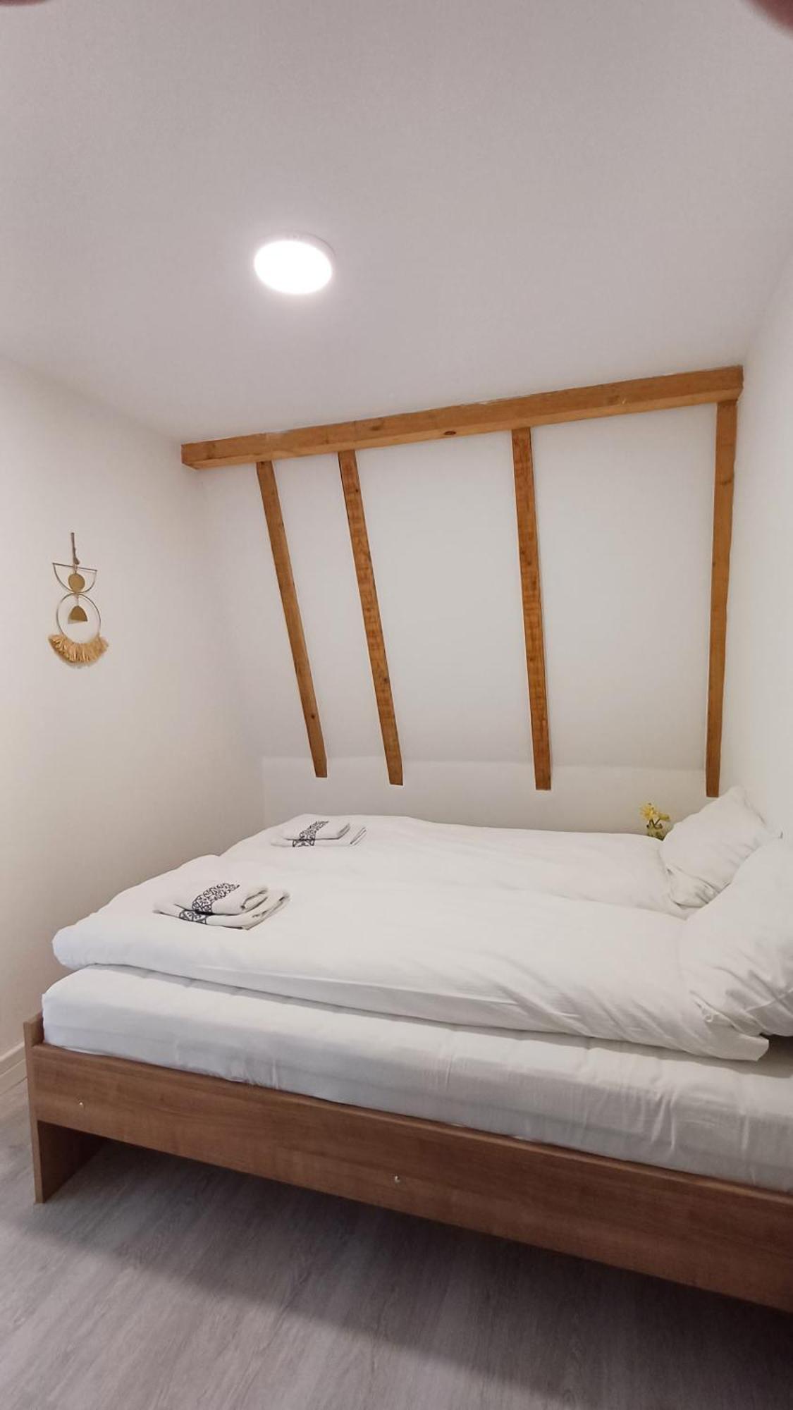 Apartmani Terase Konjska Reka Exteriör bild