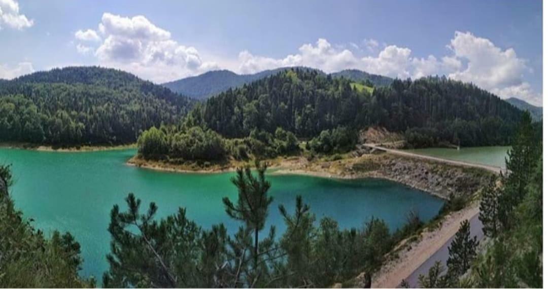 Apartmani Terase Konjska Reka Exteriör bild